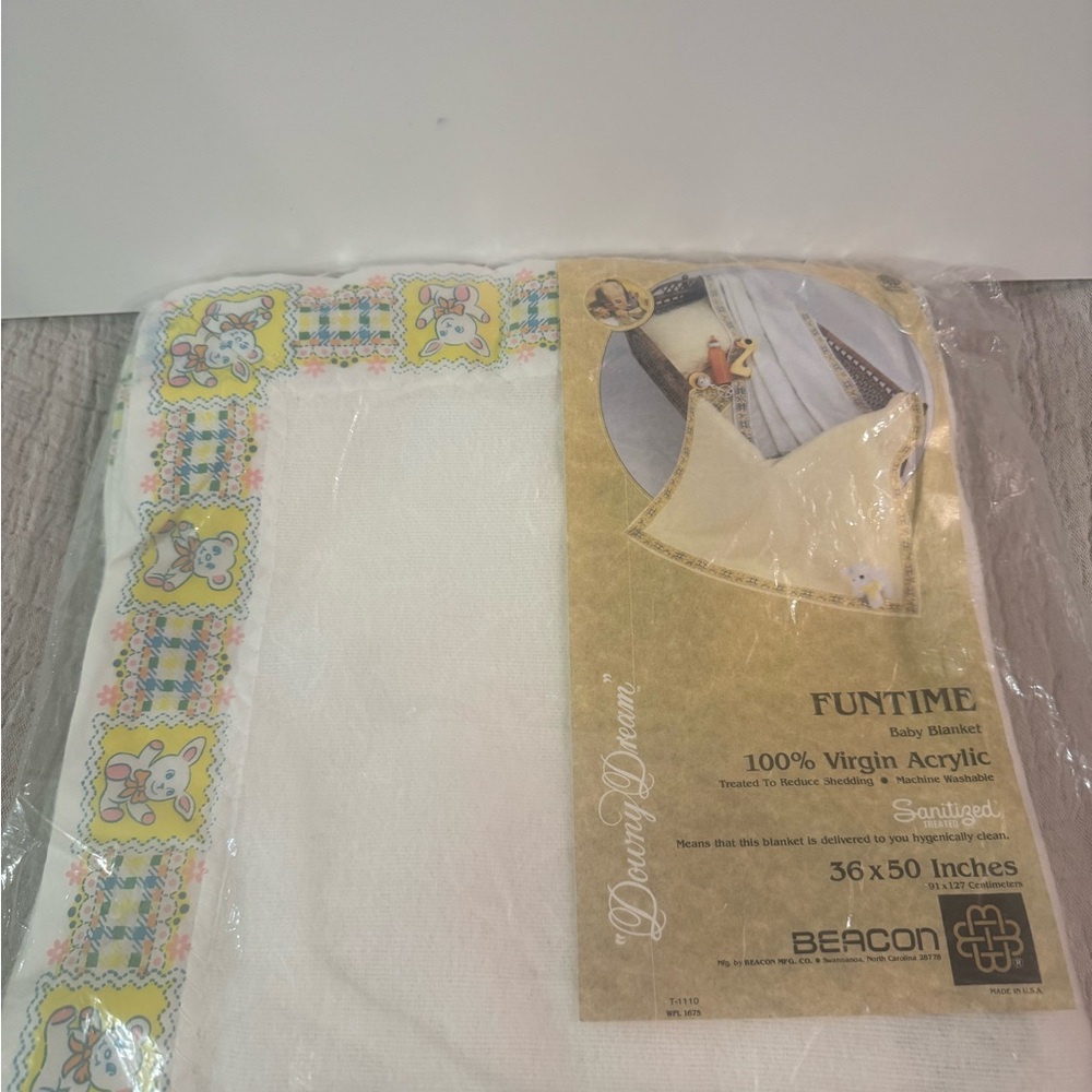 Vintage Beacon Funtime Baby Acrylic Blanket with Bear Satin Trim